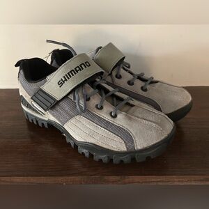 Shimano SH MT40 Men Sz 7 Mountain Bike Cycling Shoes Gray SPD